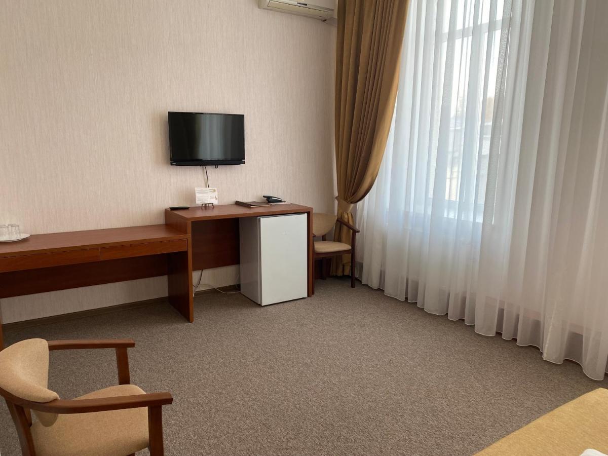 александровский Николаев